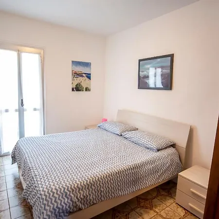 Casa Selu A 100 Mt Dal Mare *